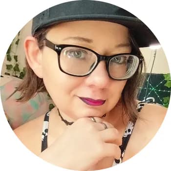 AdrienneVixxxen's Kick streamer profile picture