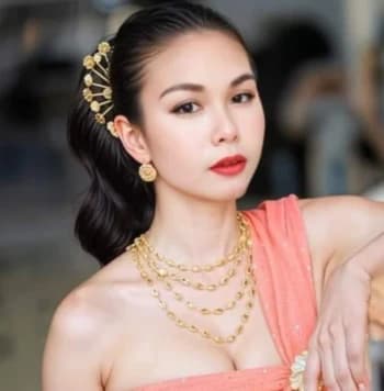 BabeAE's Kick streamer profile picture