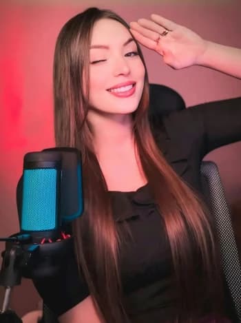 bmnadiia's Kick streamer profile picture