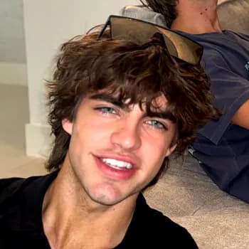 Dillonxlatham's Kick streamer profile picture