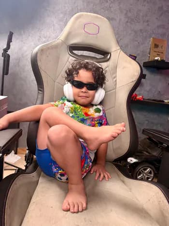 DoshaGaming's Kick streamer profile picture