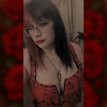 HyleeDeadly's Kick streamer profile picture