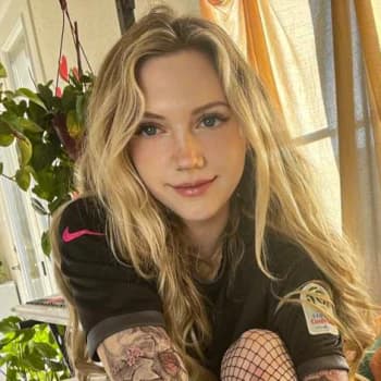 kimmee's Kick streamer profile picture