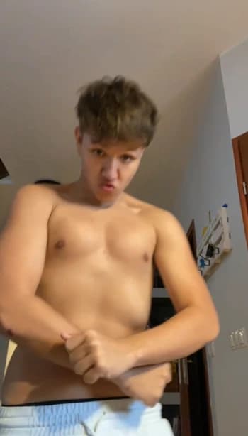 kula444's Kick streamer profile picture