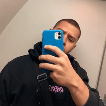 KyleVlogs's Kick streamer profile picture