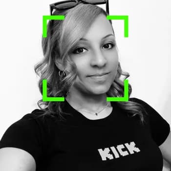 Lighthouse_Girlie's Kick streamer profile picture