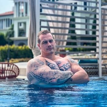 Lobanjica's Kick streamer profile picture