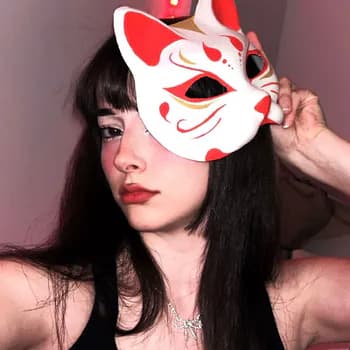 Lovita's Kick streamer profile picture