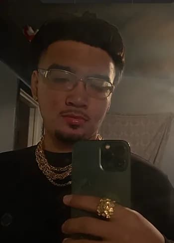 lvr_romeo23's Kick streamer profile picture