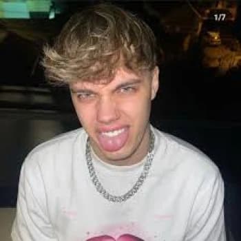 michaelhere's Kick streamer profile picture