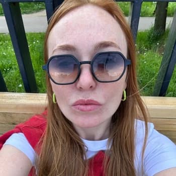 Olivialive's Kick streamer profile picture