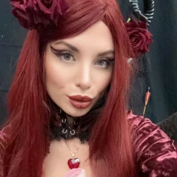 playshelly's Kick streamer profile picture