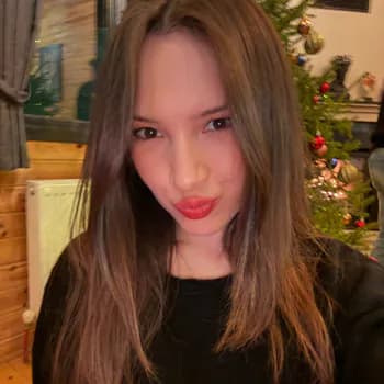 Rhupsi's Kick streamer profile picture