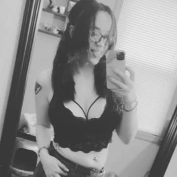 VannahMooo's Kick streamer profile picture