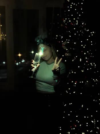 vika_irl's Kick streamer profile picture