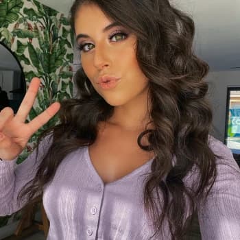 violetbrandani's Kick streamer profile picture