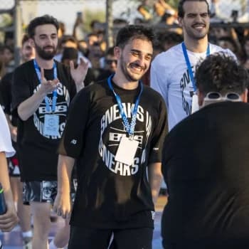 yyiido's Kick streamer profile picture