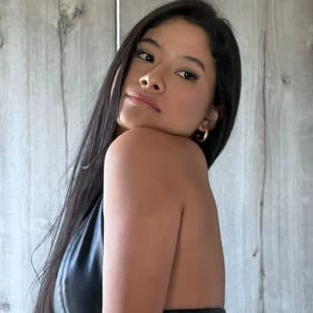 Sukiira's Kick streamer profile picture